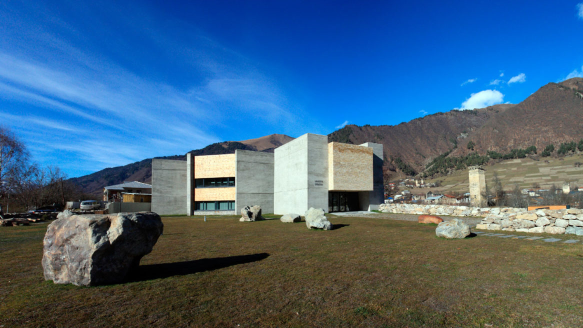 MUSEO SVANETI | Museo de Arqueología y Etnografía, Svaneti (Georgia) | 2013 <h1 style="color: #ff0000;"><strong>Nominado para el European Museum of the Year Award 2022</strong></h1>