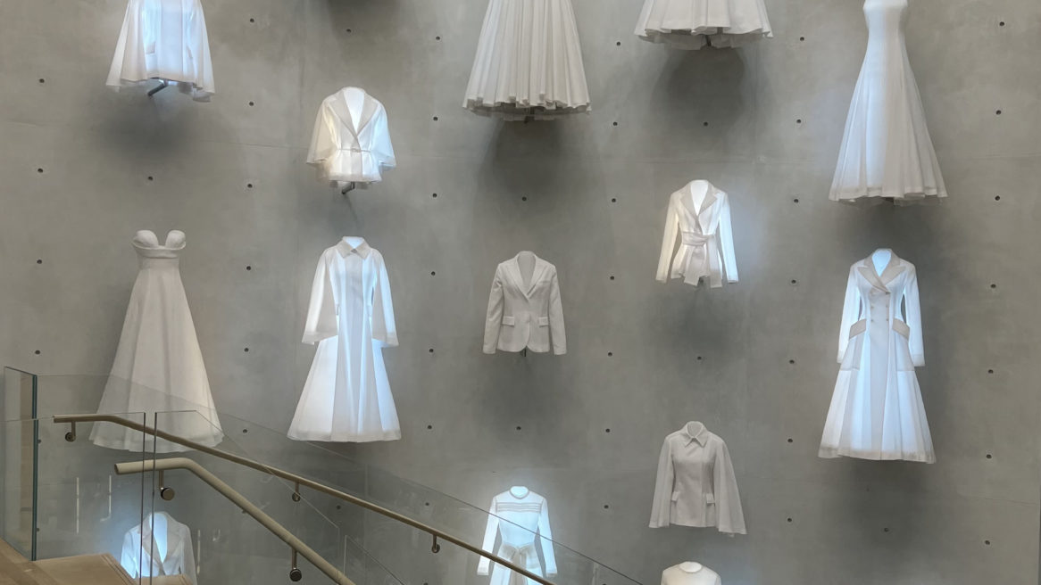 MINIROBES | Dior | 30, Avenue Montaigne, Paris (France) | 2022